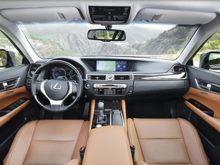  Lexus GS300h 2013 года  (фото 4 из 20)